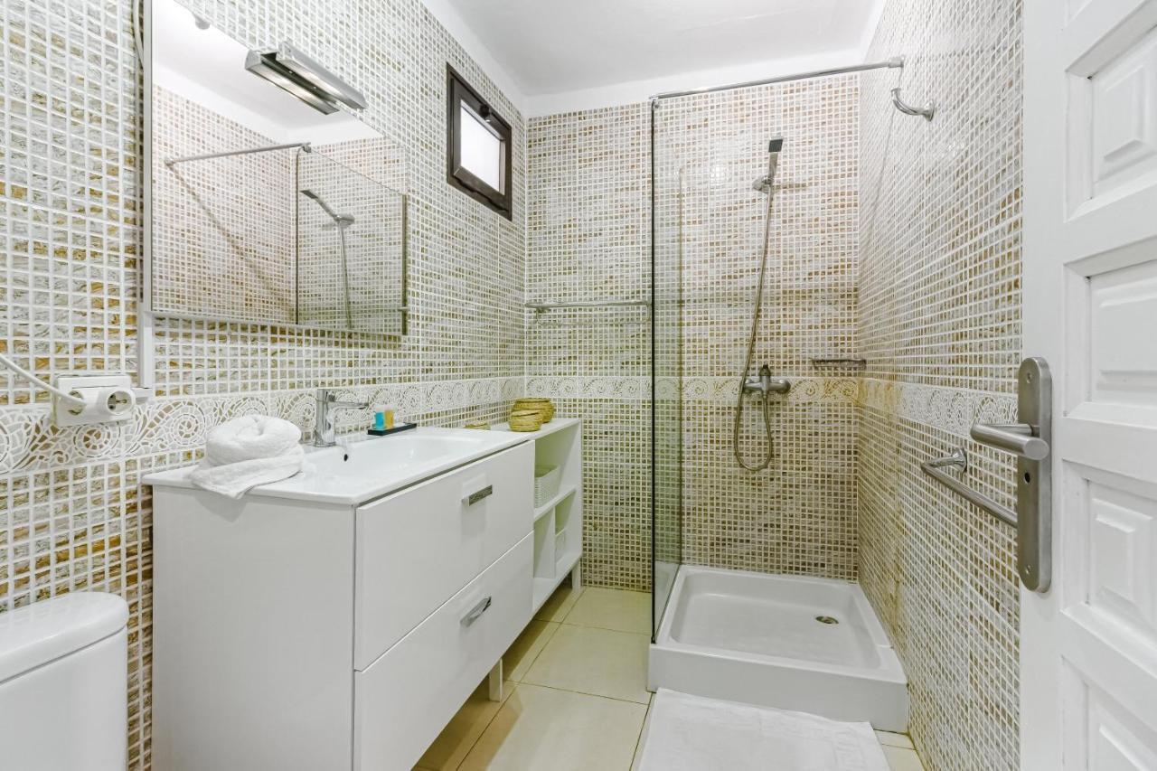 Fantastic Large Studio In Front Of Beach Heated Pool Wifi Arona  Extérieur photo